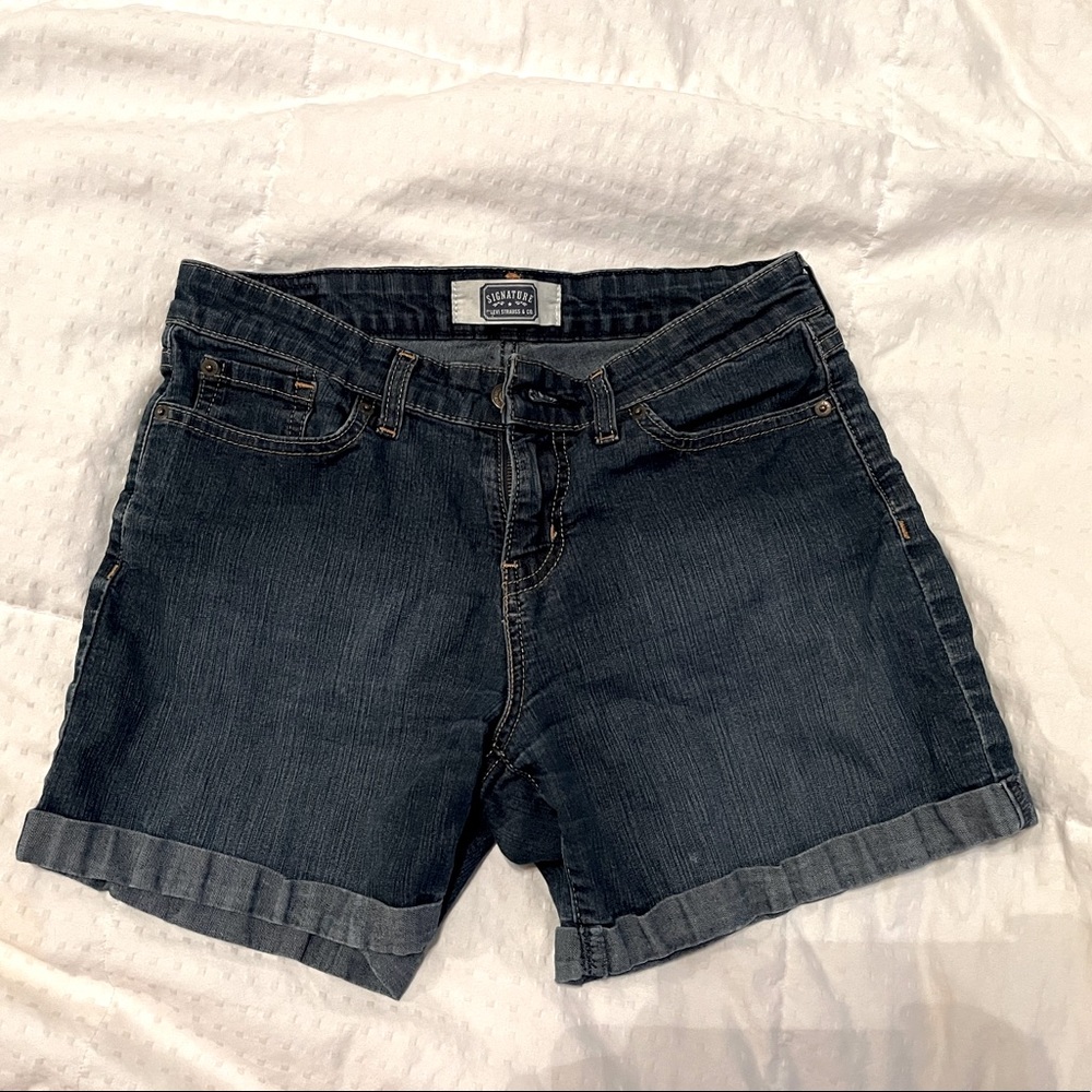 Levi’s shorts